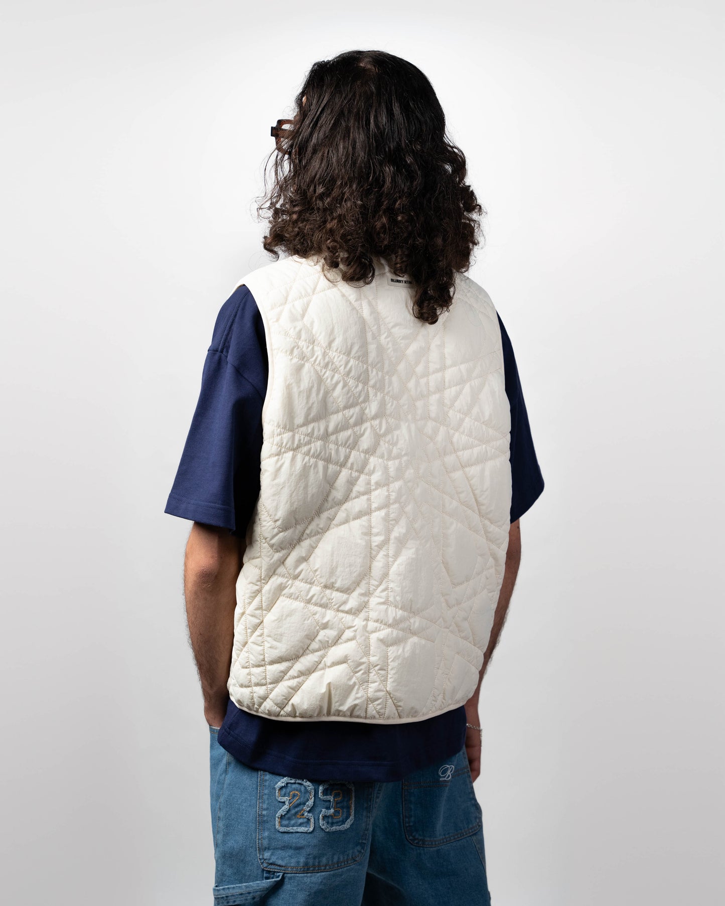 BLURRY RTM Arabesque Quilted Vest (Cream Beige)